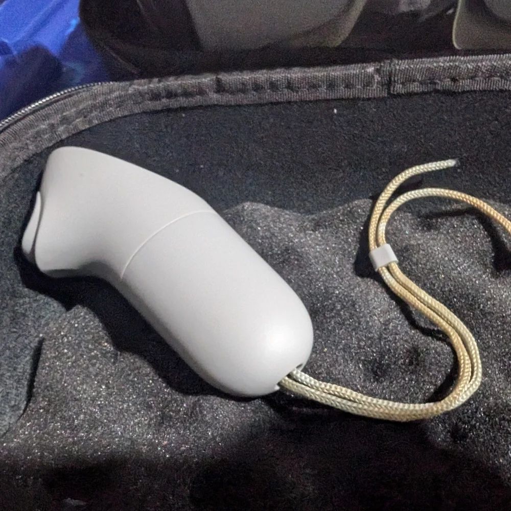 Oculus Go VR headset + case 32gb